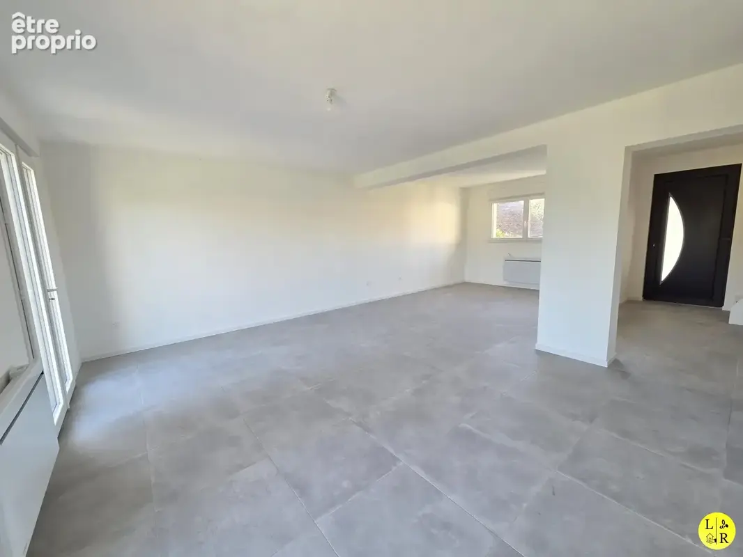 Maison 5 pièces 119 m² à vendre à Croisilles (62128) - photo 2