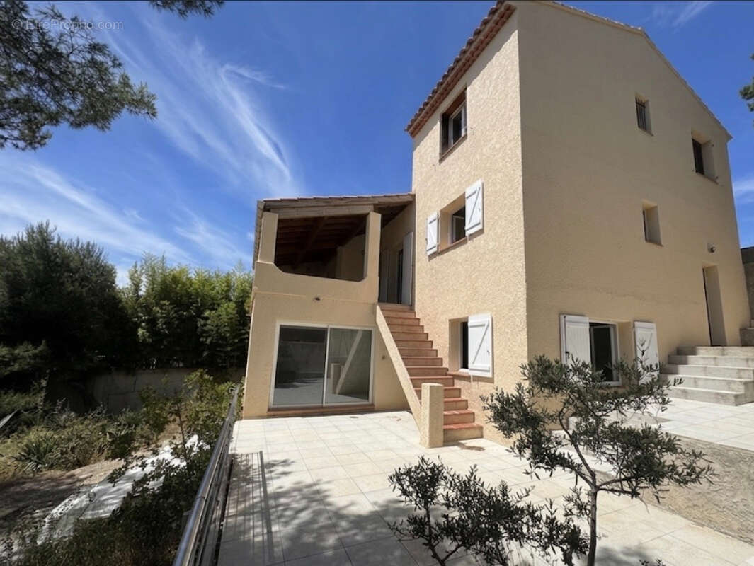 Maison à ENSUES-LA-REDONNE