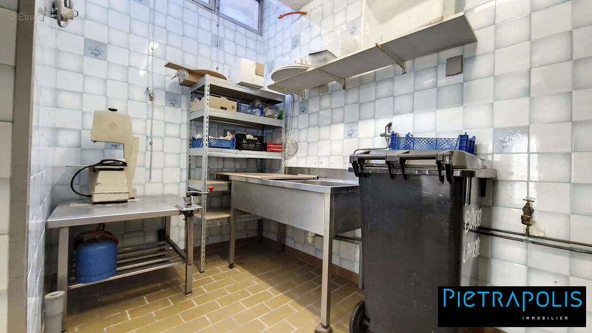 Appartement 380 m² à La Clayette  - photo 8