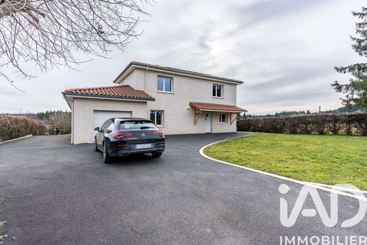 Photo 5 - Maison à PERIGNEUX