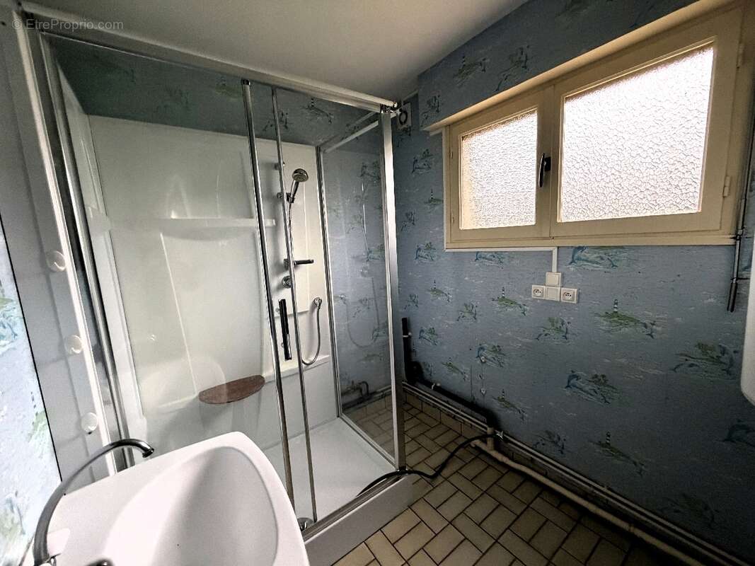 Maison à ACHIET-LE-PETIT