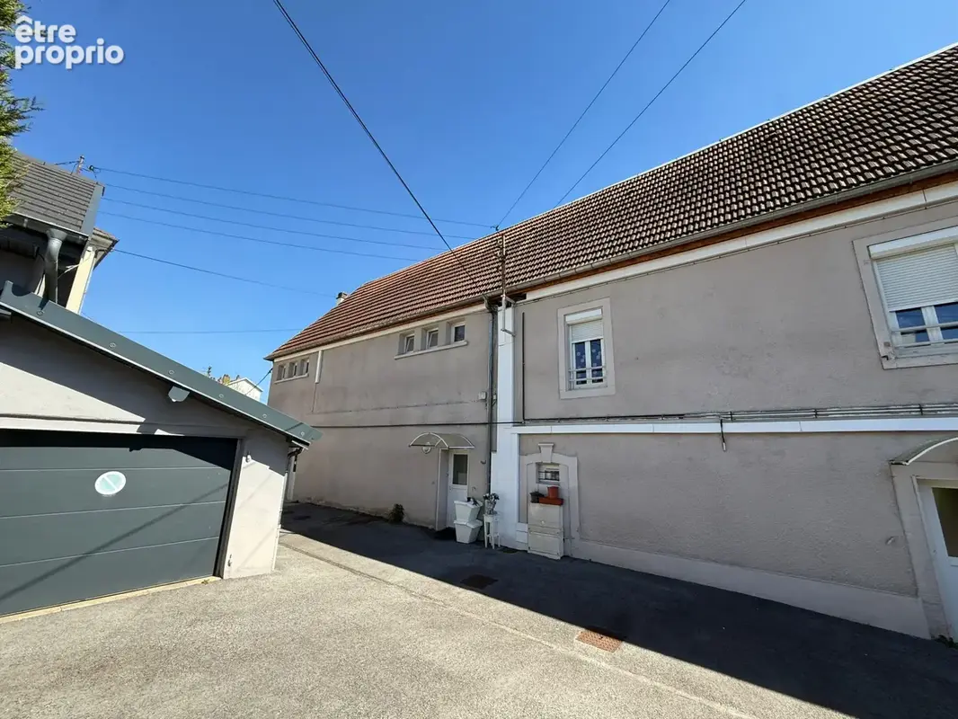 Appartement 18 pièces 319 m² à vendre à Besancon (25000) - photo 2