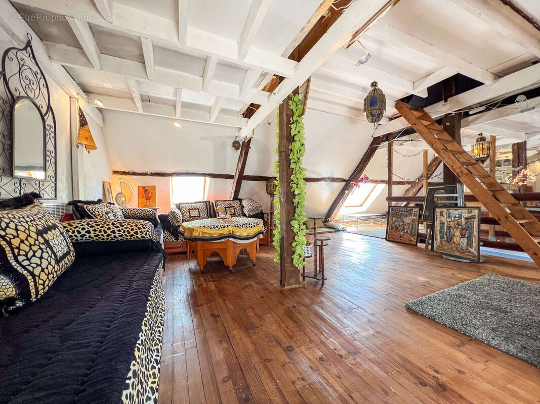 Maison à LOUGE-SUR-MAIRE