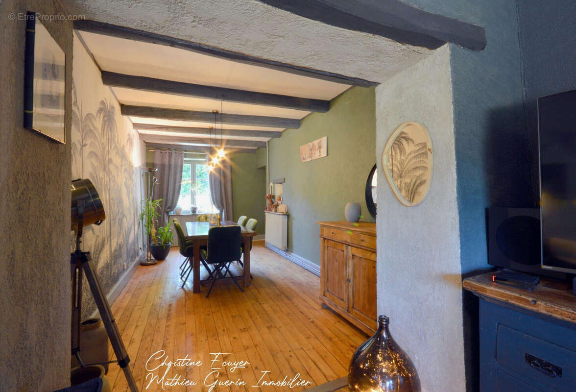 Maison à LE PONT-DE-BEAUVOISIN