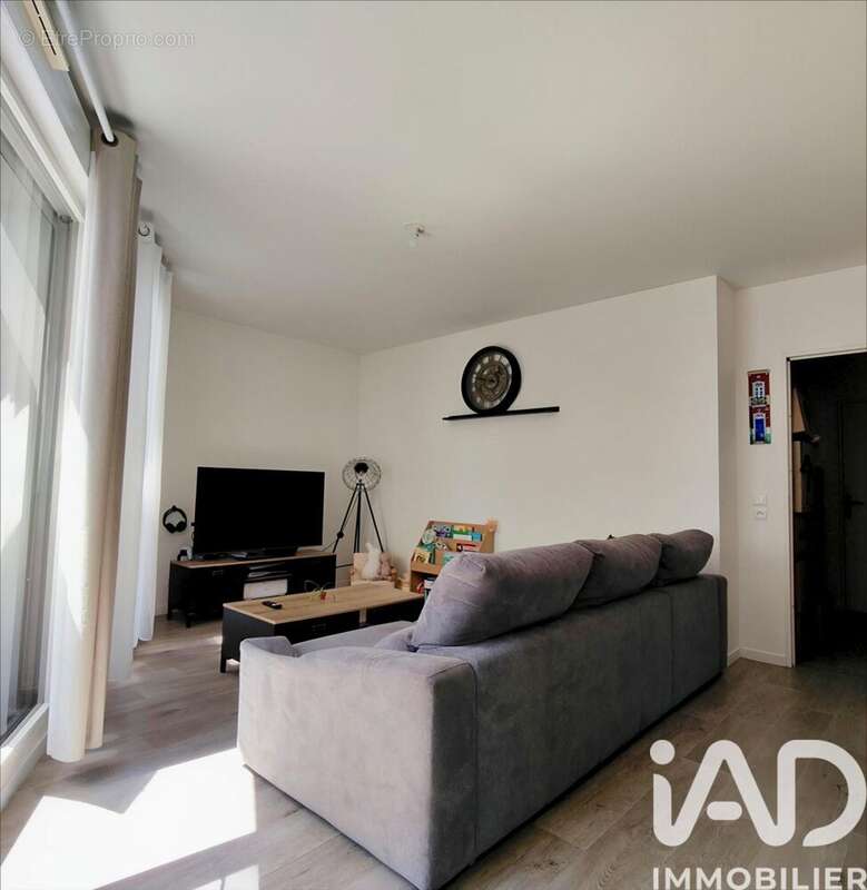 Photo 7 - Appartement à BUSSY-SAINT-GEORGES