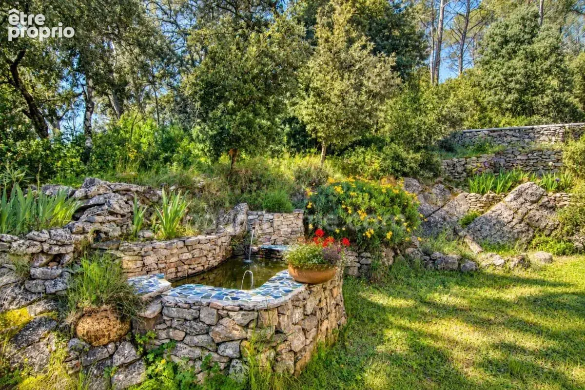 Grande propriété style provençal avec dépendances sur 1,6 ha - photo 16