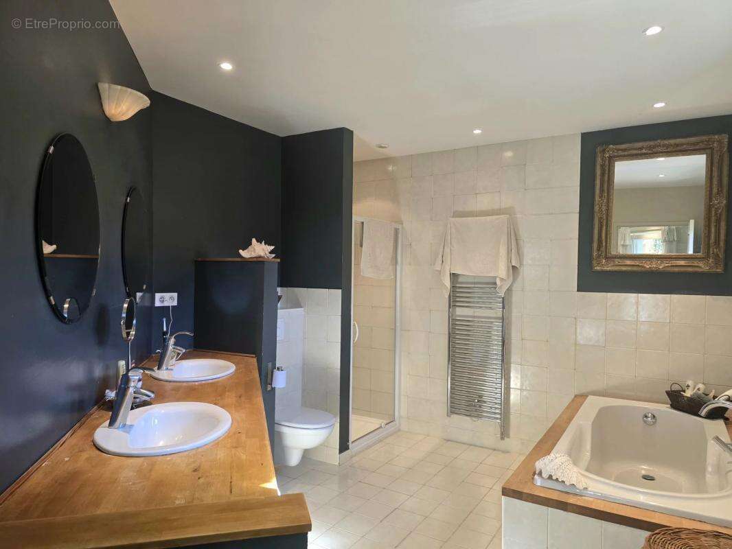 Maison à BOURG-DU-BOST