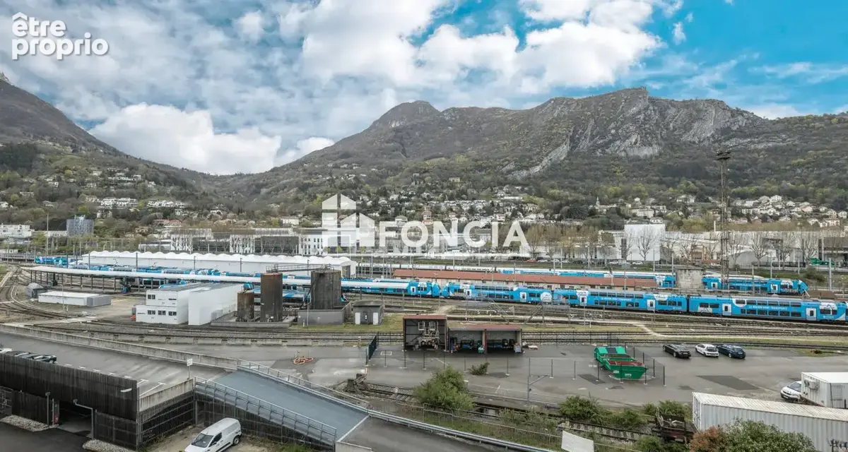 Grenoble – Investissement LMNP en résidence étudiante - Investissement Locatif - photo 5