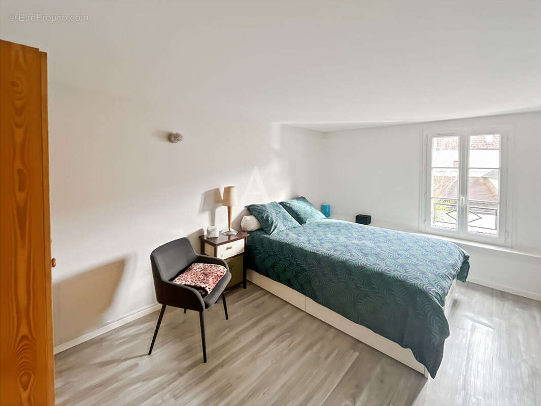 Maison à OINVILLE-SUR-MONTCIENT