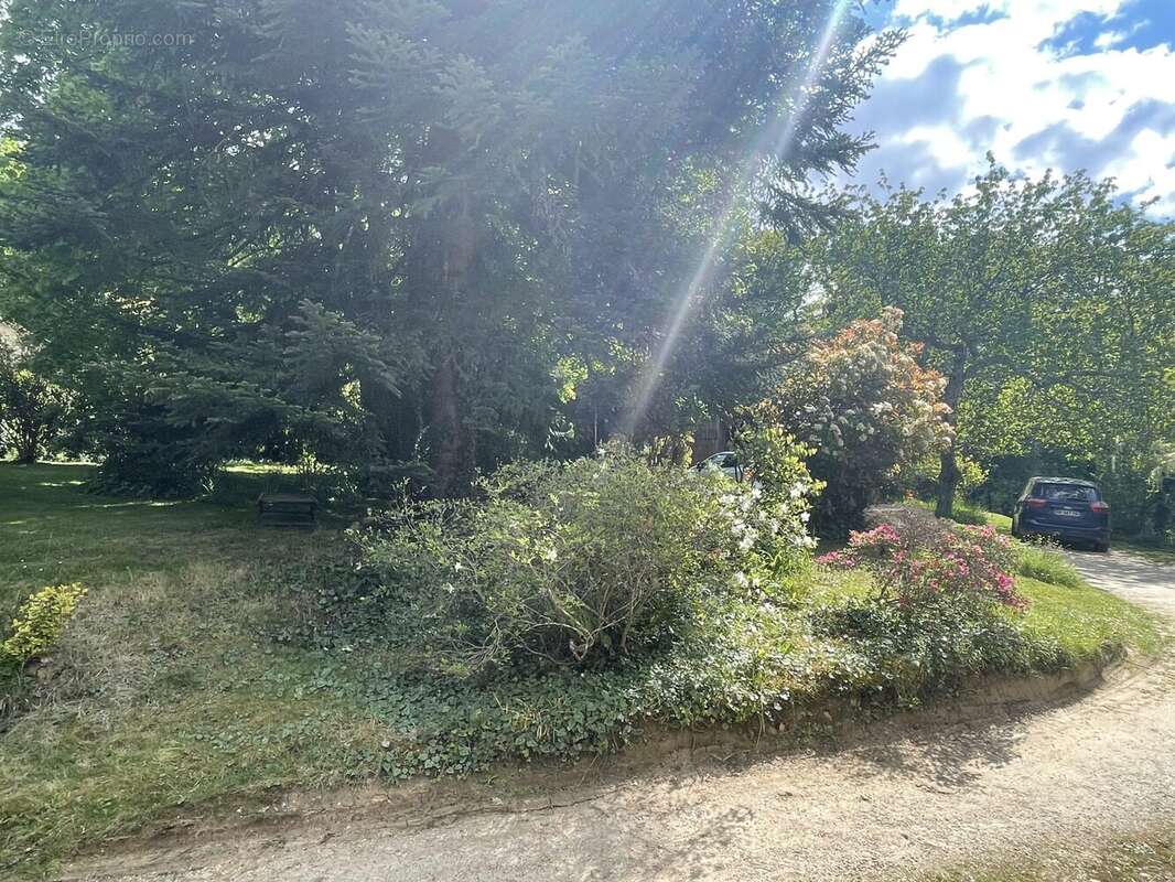 Maison à SAINT-SAUVEUR