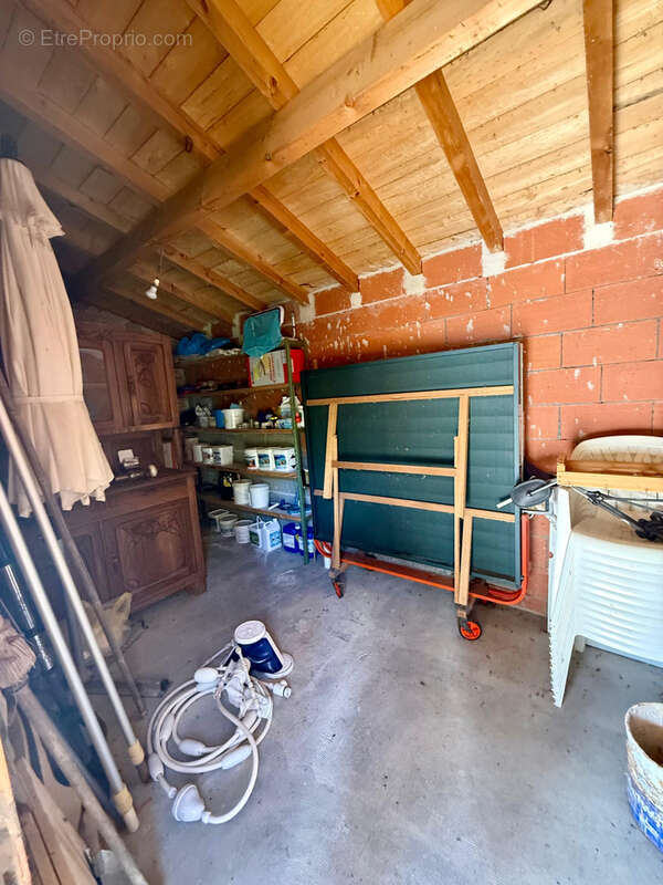 Maison à SAINT-MARTIN-DE-BEAUVILLE