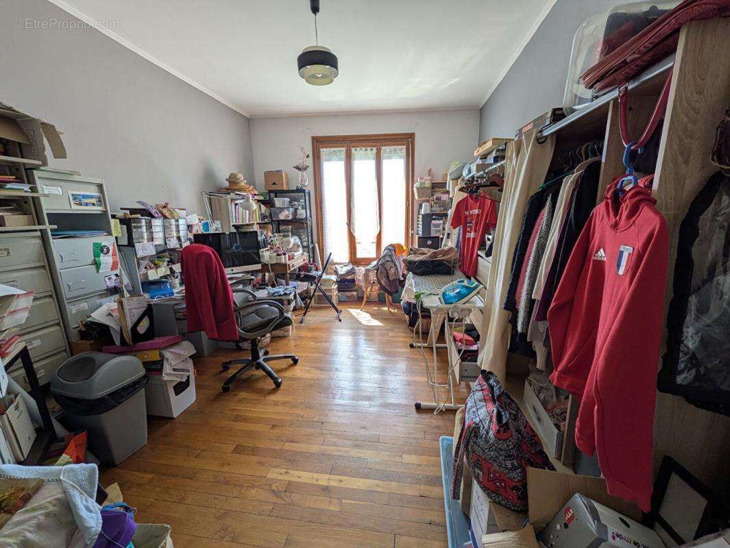 Appartement à LE COTEAU