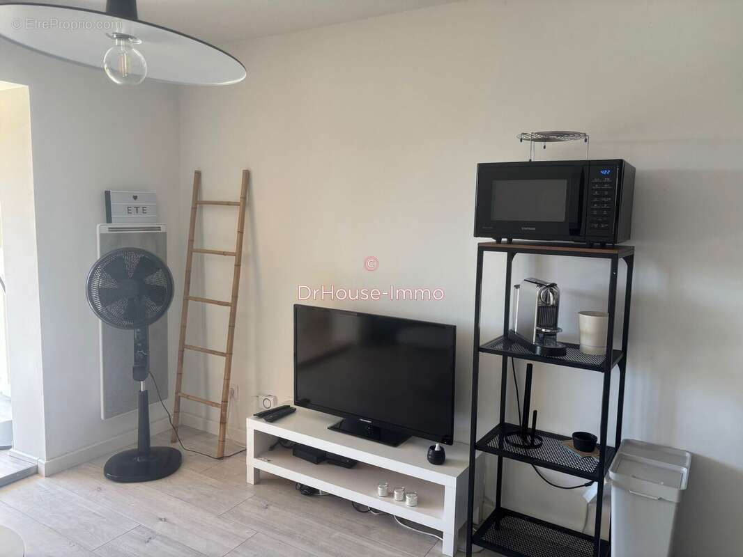 Appartement à SIX-FOURS-LES-PLAGES