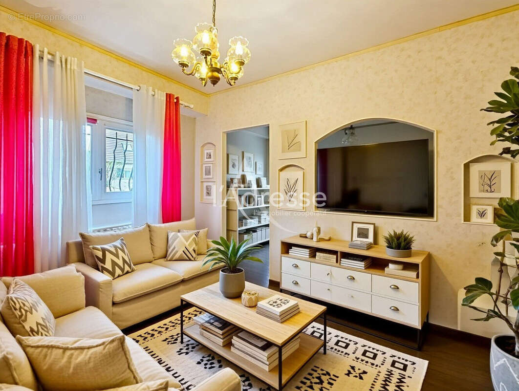 Appartement à OZOIR-LA-FERRIERE