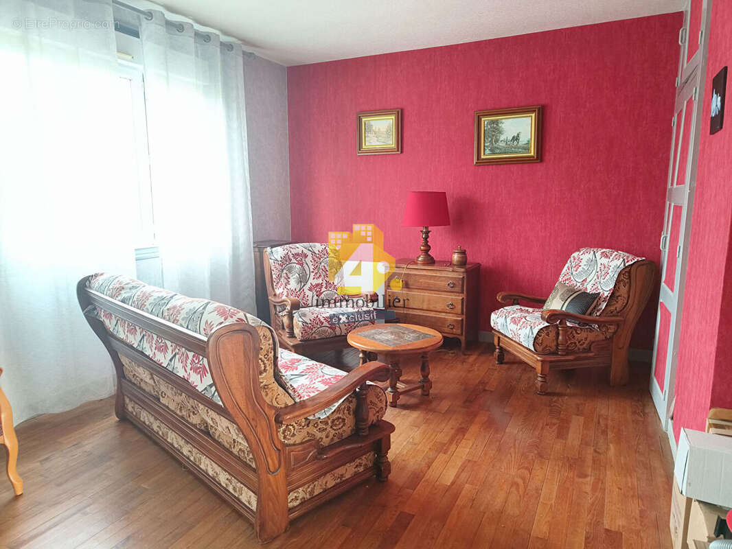 Maison à GUENROUET