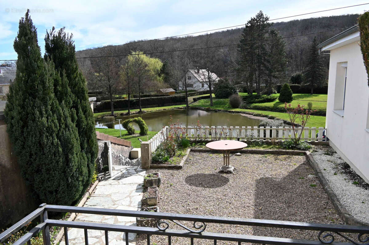 Maison à GUEUGNON
