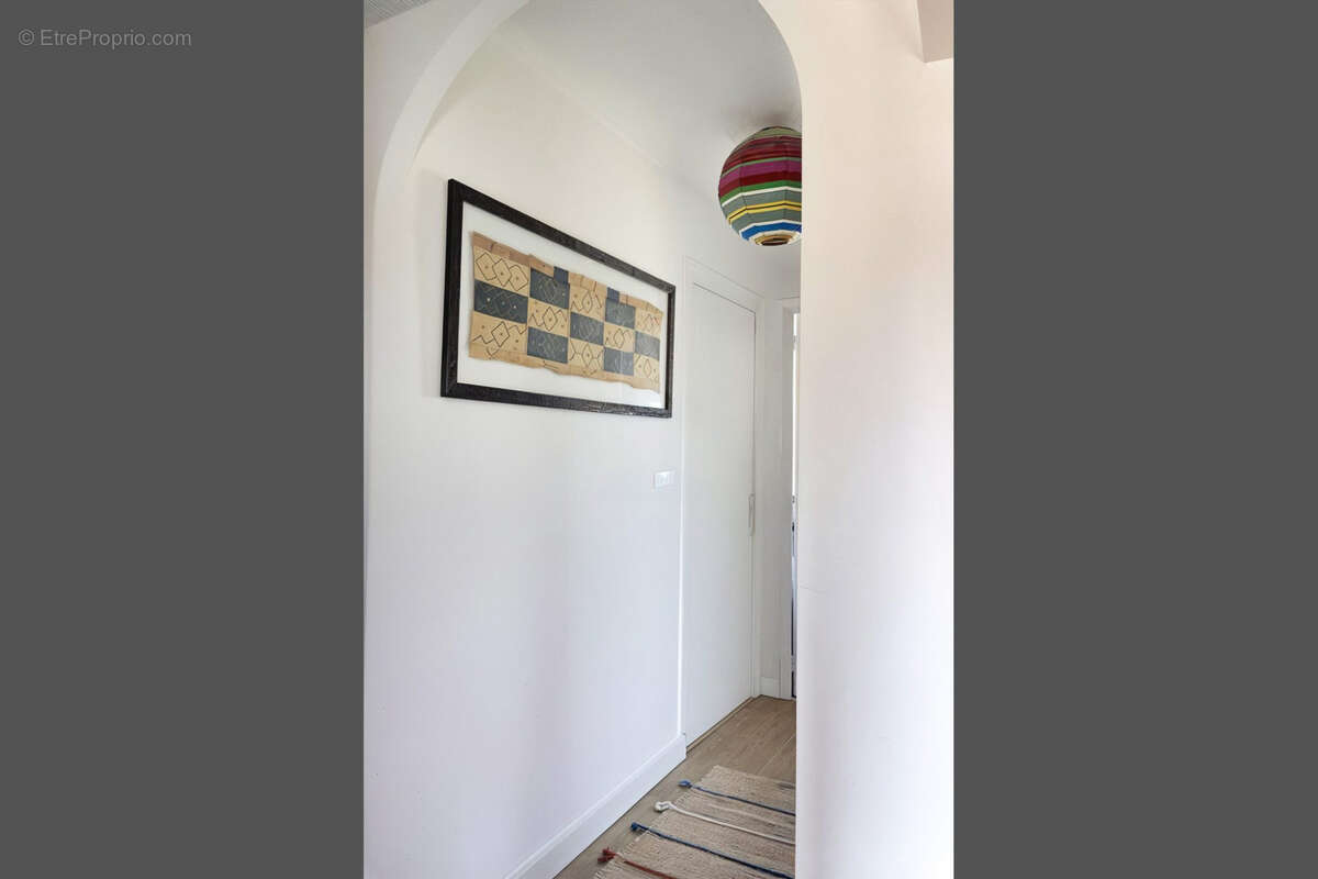 Appartement à SAINT-GENIS-LAVAL