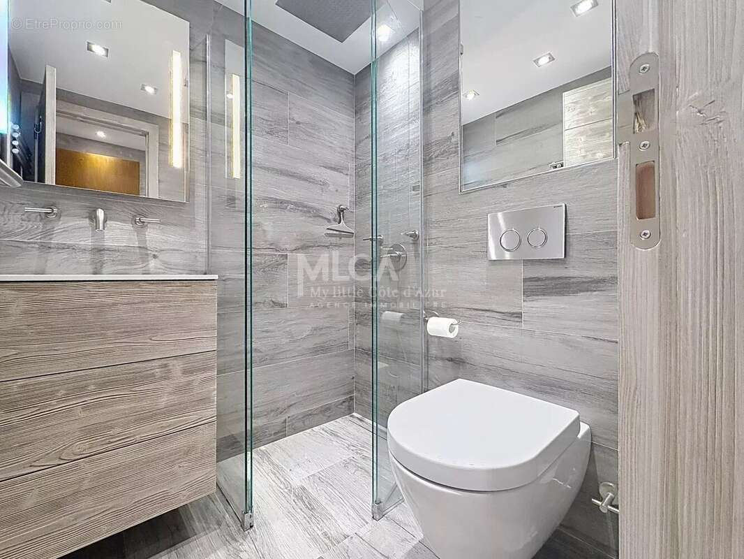 Appartement à SAINT-ETIENNE-DE-TINEE