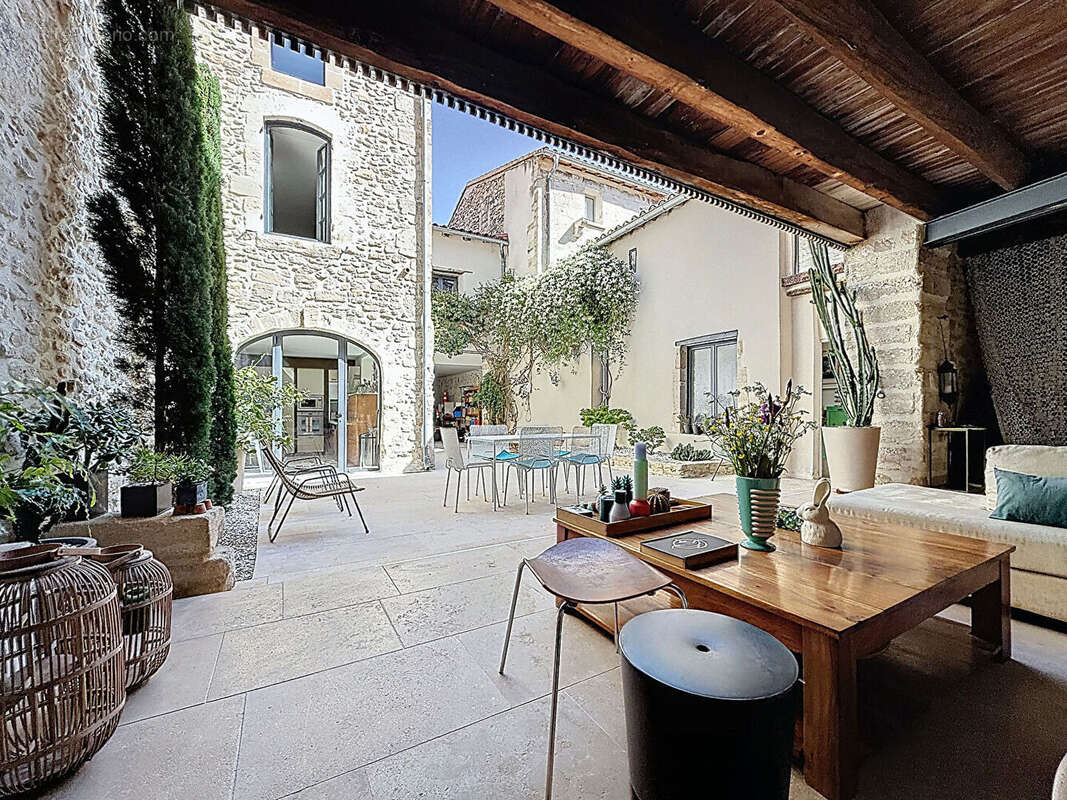Maison à ARAMON