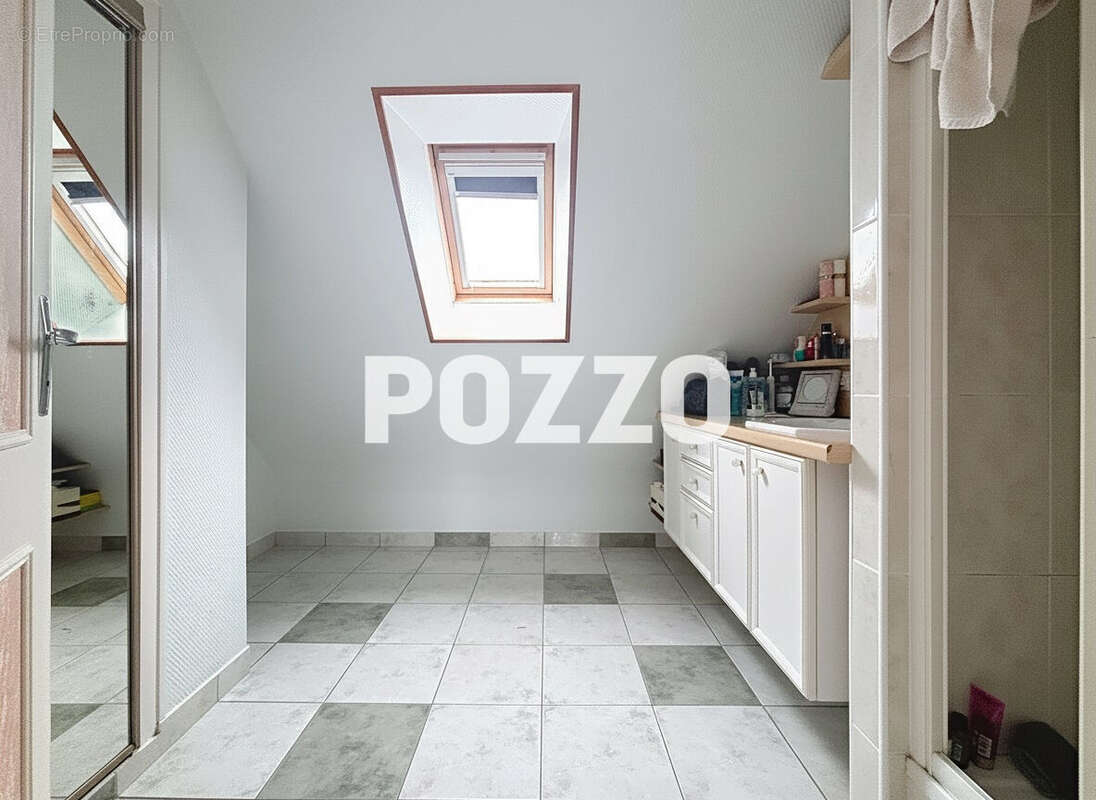 Maison à LE VAL-SAINT-PERE