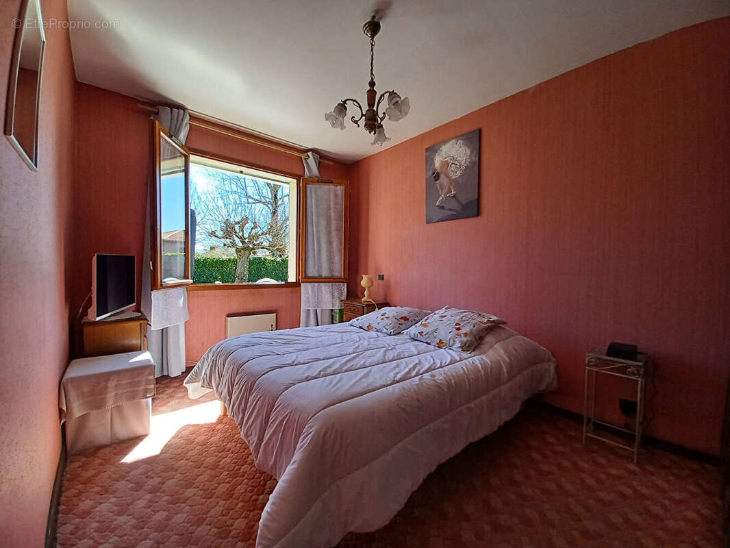 Maison à SAINTE-EULALIE