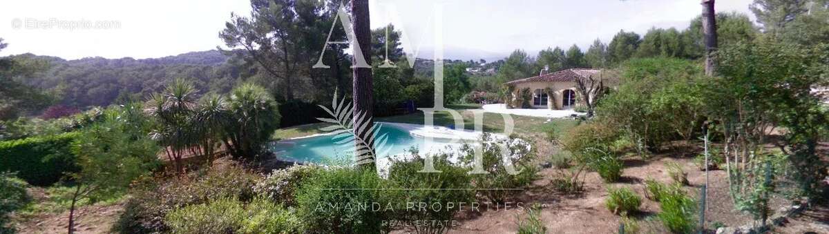 Maison à MOUANS-SARTOUX