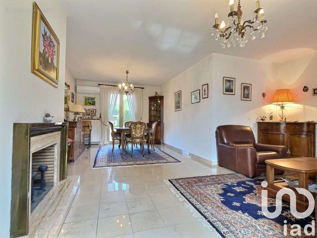 Photo 7 - Maison à SAINT-MARTIN-DE-CRAU