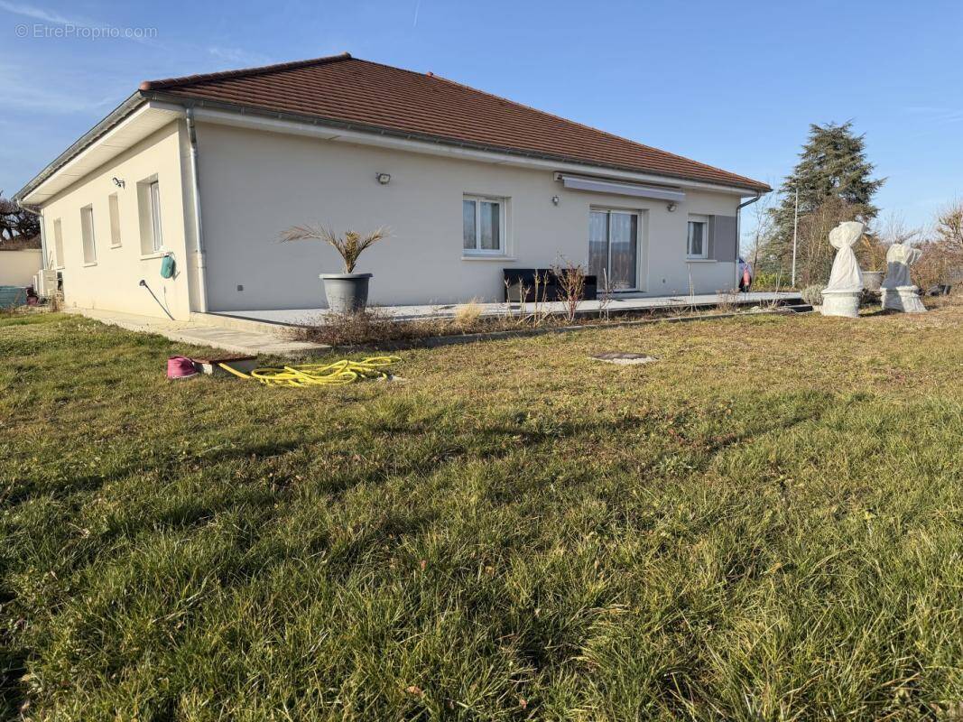 Maison à LE PONT-DE-BEAUVOISIN