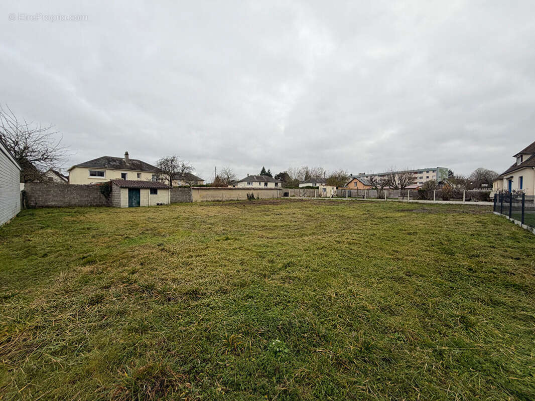 Terrain Conches En Ouche 1000 m2 - photo 2
