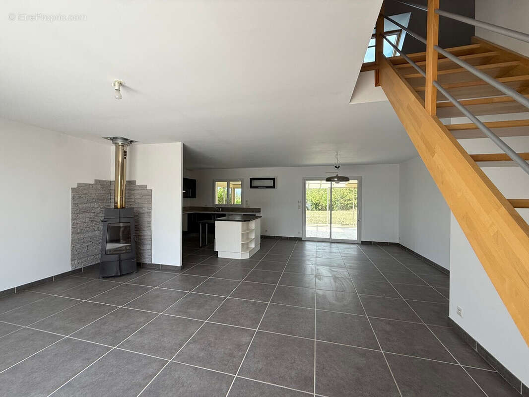 Maison à SAINT-GEORGES-SUR-ARNON