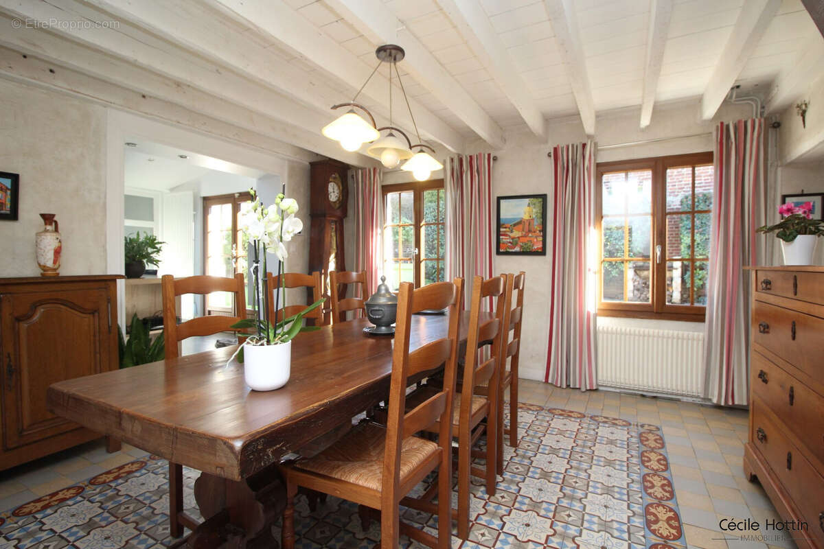 Maison à WATTIGNIES