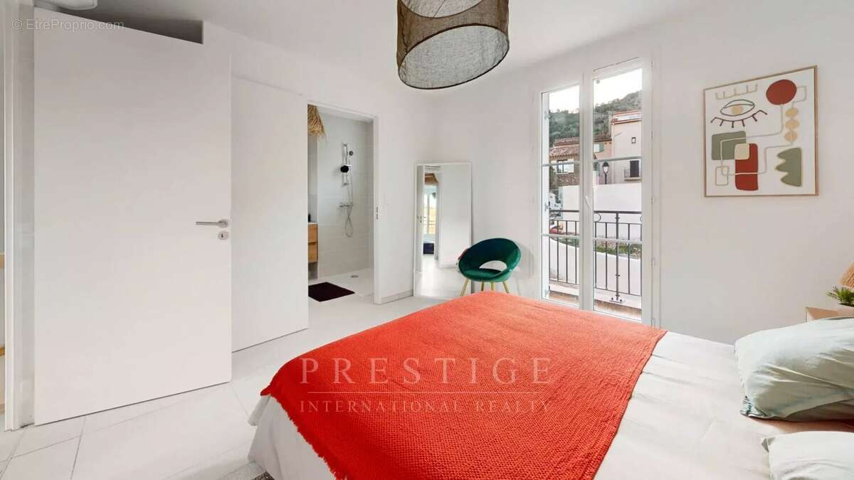 Maison à LA GARDE-FREINET