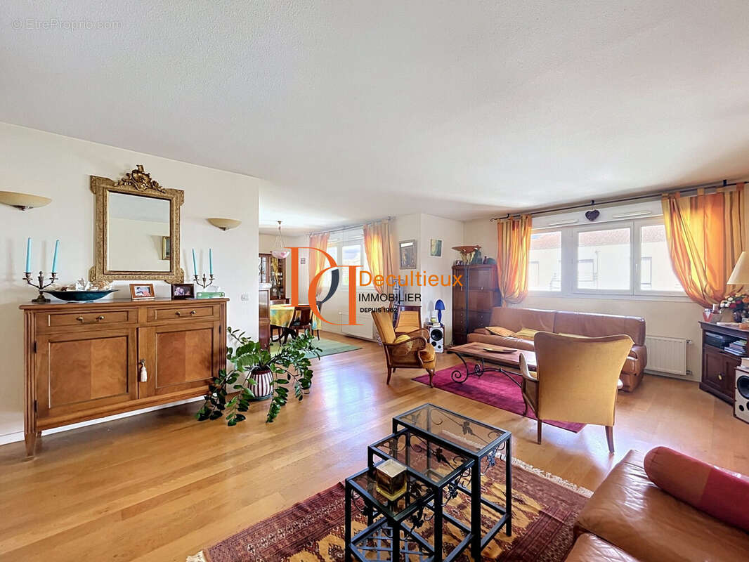 Appartement à VILLEURBANNE