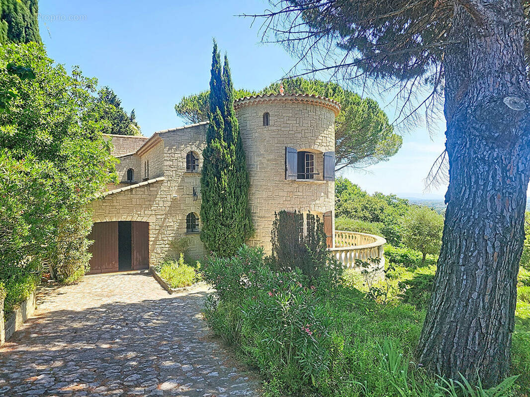 Maison à LES ANGLES