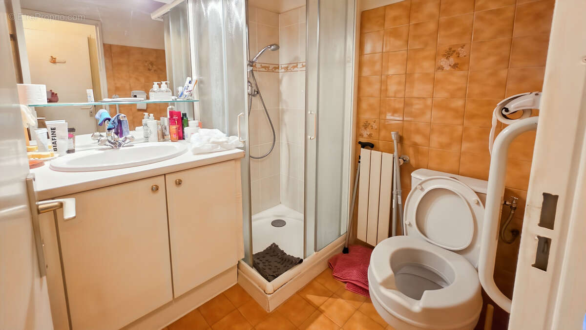 Appartement à MANDELIEU-LA-NAPOULE
