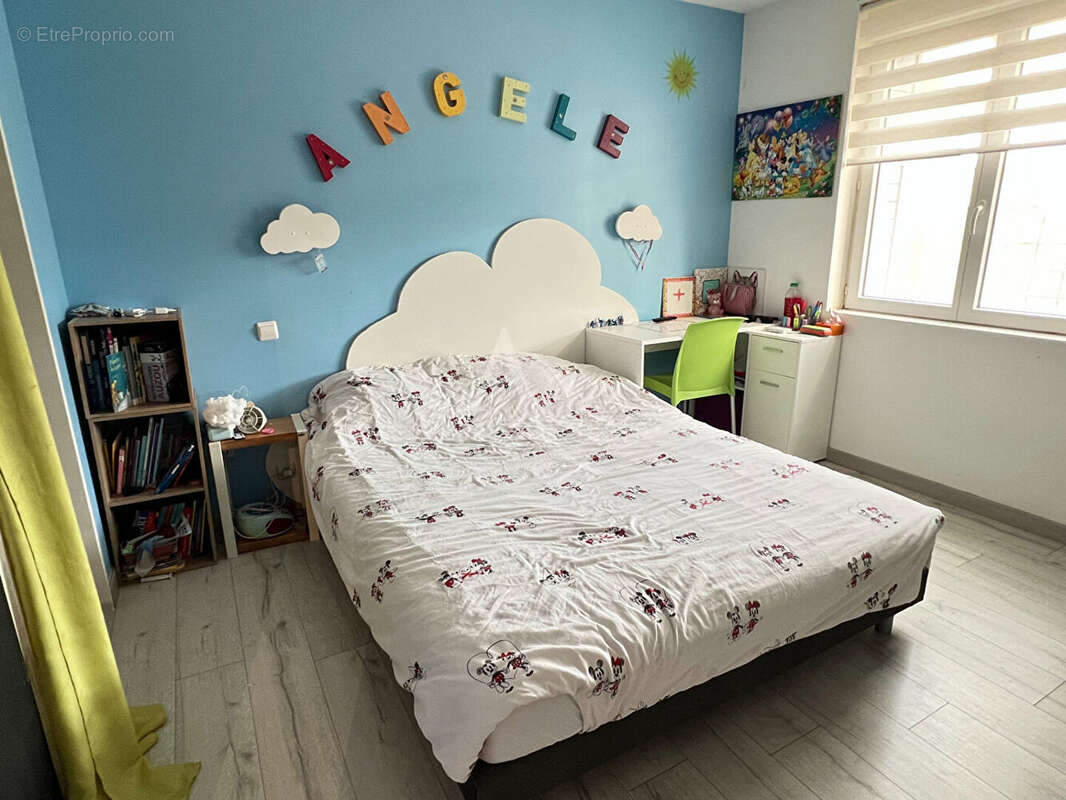 Maison à MOUZEUIL-SAINT-MARTIN