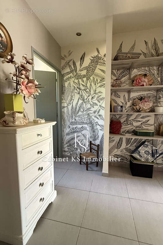 Maison 6 pièces 146 m² à vendre à Saint-Maximin-La-Sainte-Baume (83470) - photo 9