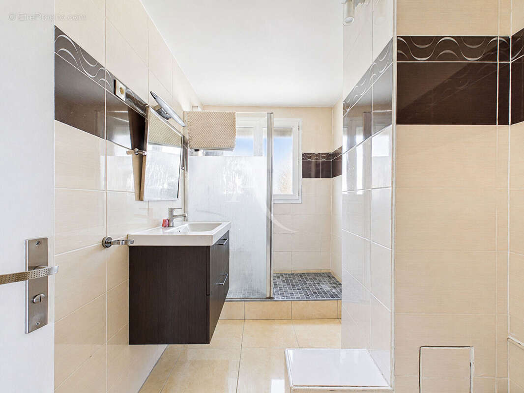 Appartement Champigny Sur Marne 4 pièce(s) 61.03 m2 - photo 6