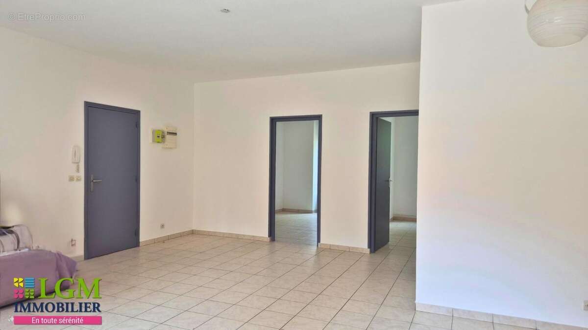 Appartement à BELLEGARDE-SUR-VALSERINE