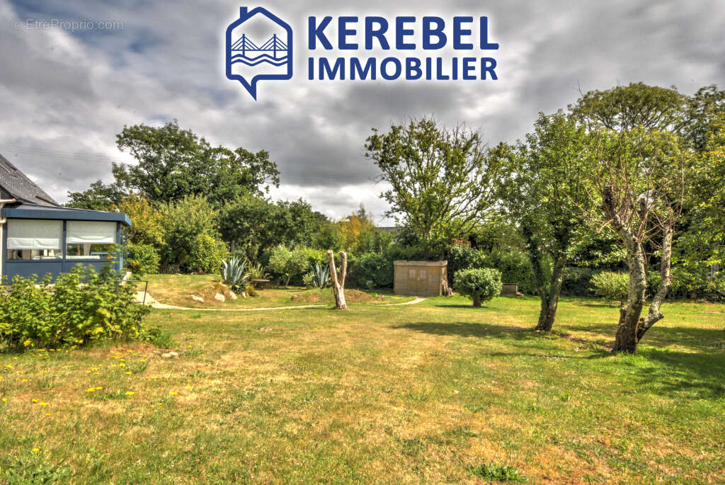 Maison à LOGONNA-DAOULAS