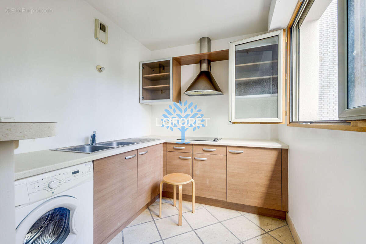 Appartement à PARIS-20E