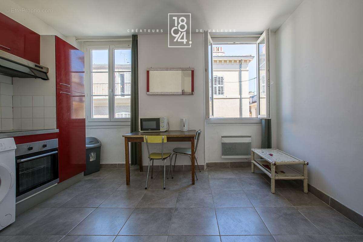 Appartement à MARSEILLE-6E