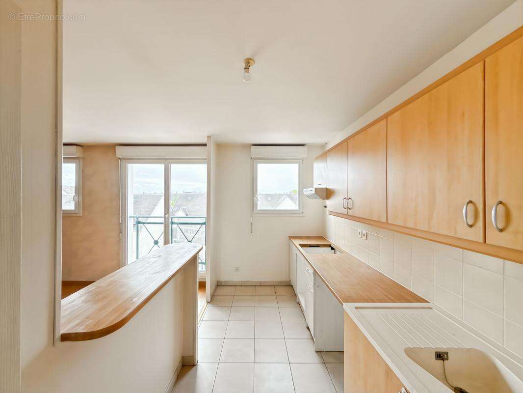 Appartement à SAINT-DENIS-DE-L&#039;HOTEL