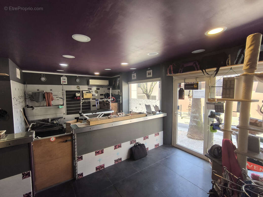 Commerce à SANARY-SUR-MER