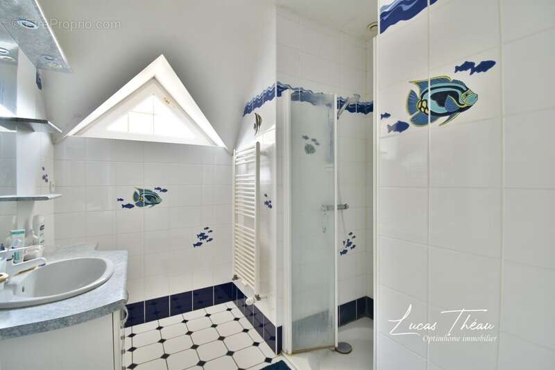 Maison familiale de 165 m² – 7 chambres – Terrain de 1 926 m² – Proche A13 - photo 13