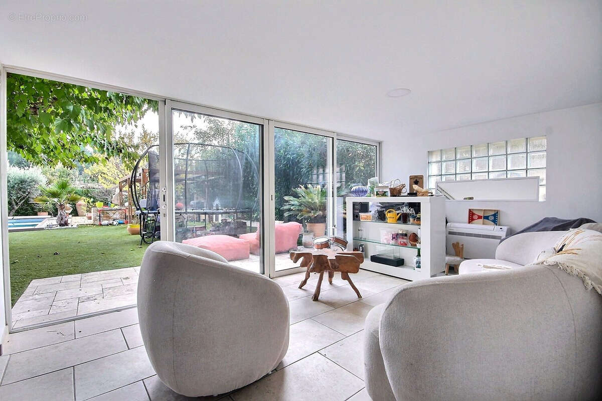 Appartement à AUBAGNE