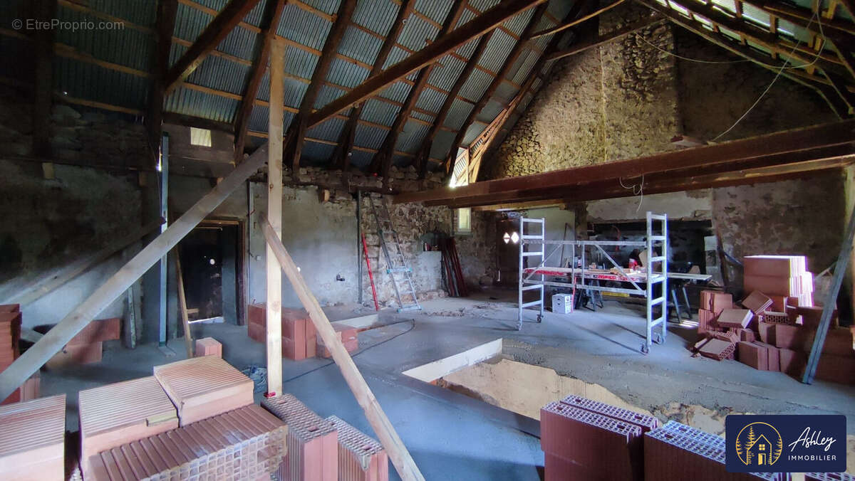 Maison à MARCHASTEL