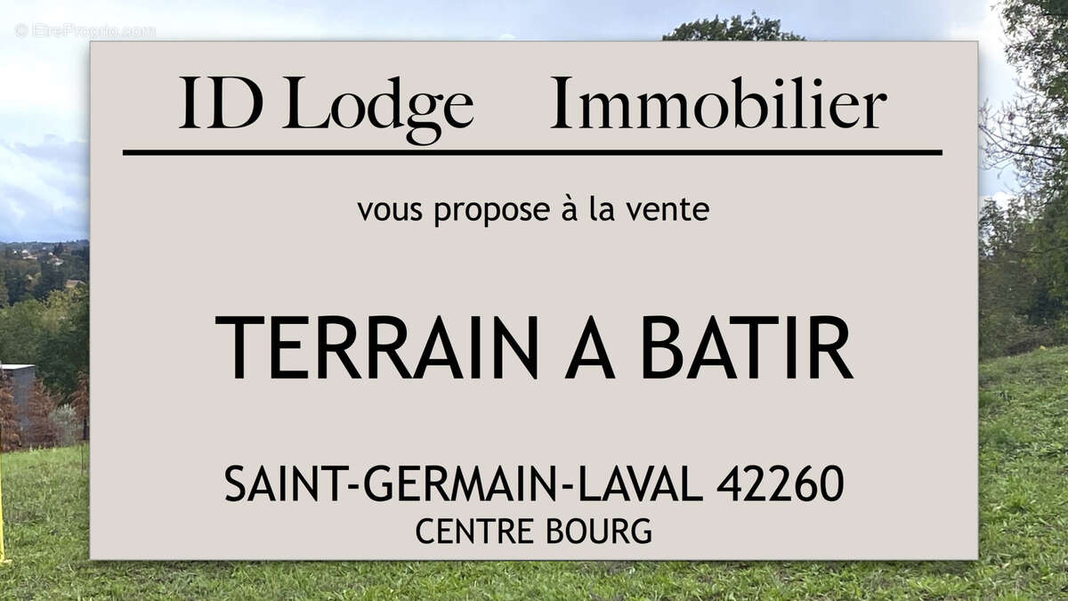 Terrain à SAINT-GERMAIN-LAVAL