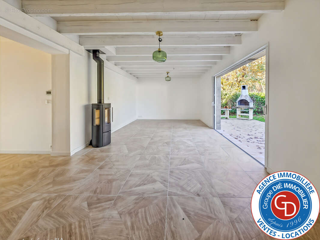 Villa avec 3 chambres - photo 4