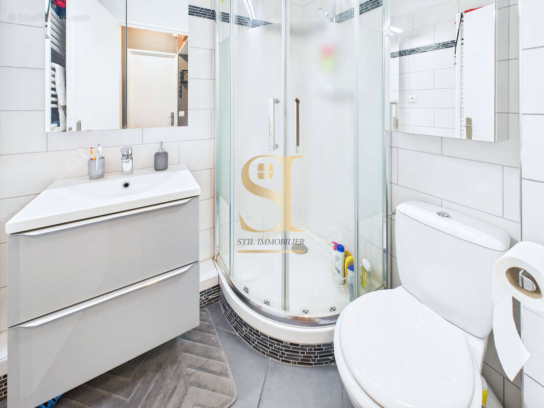 Appartement à VIGNEUX-SUR-SEINE